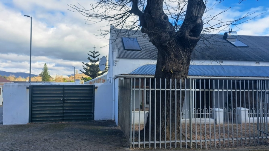 3 Bedroom Property for Sale in Caledon Western Cape
